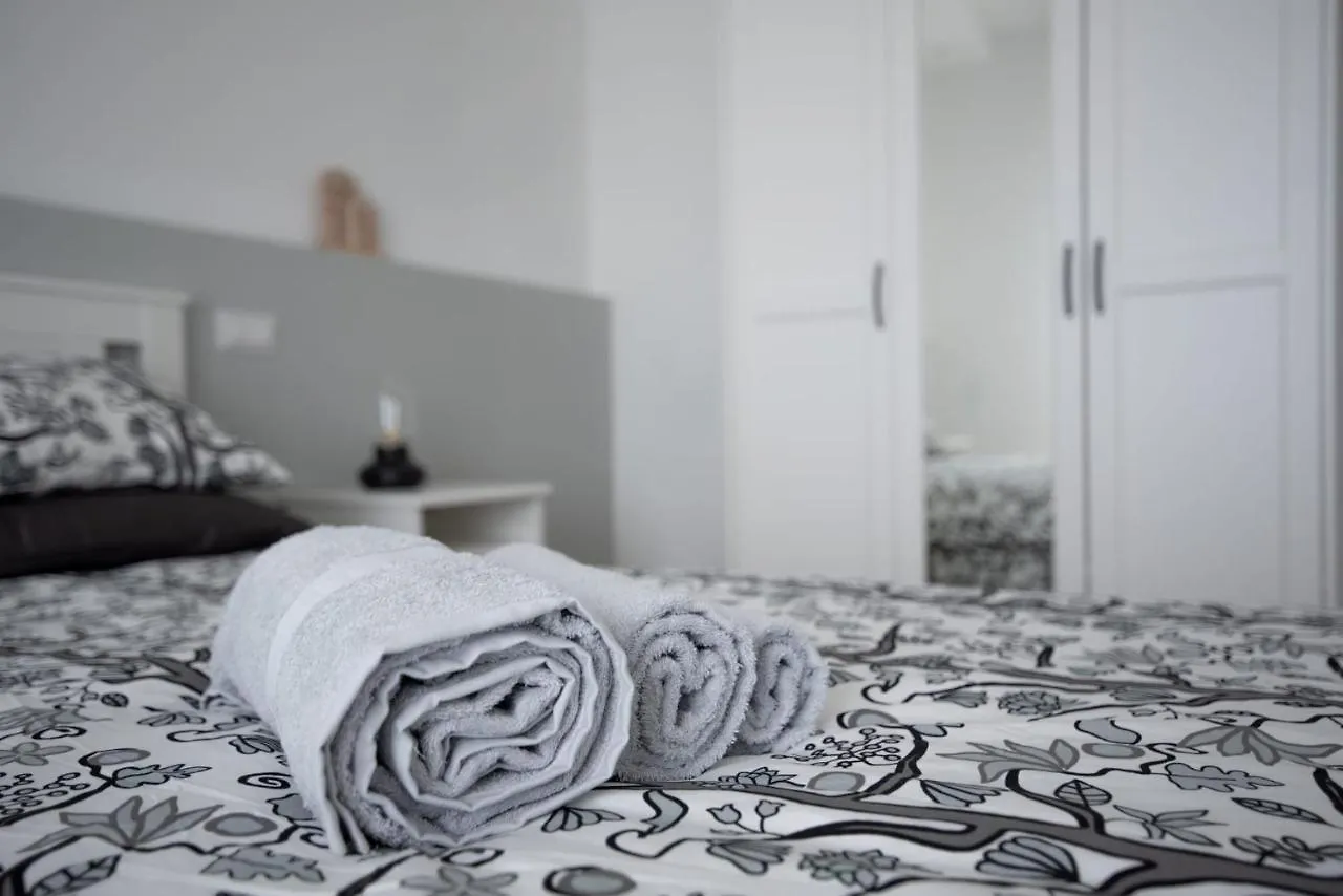 Welcome To Mi - Attico Metro M1 Milan Apartment